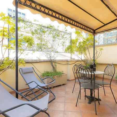 Internouno Deluxe 4*